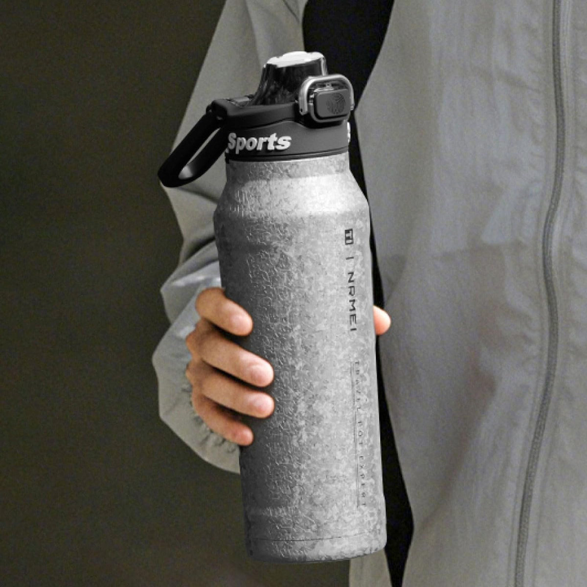 Titanium Insulated Sports Water Bottle 51oz RT178D Grad‑Blue